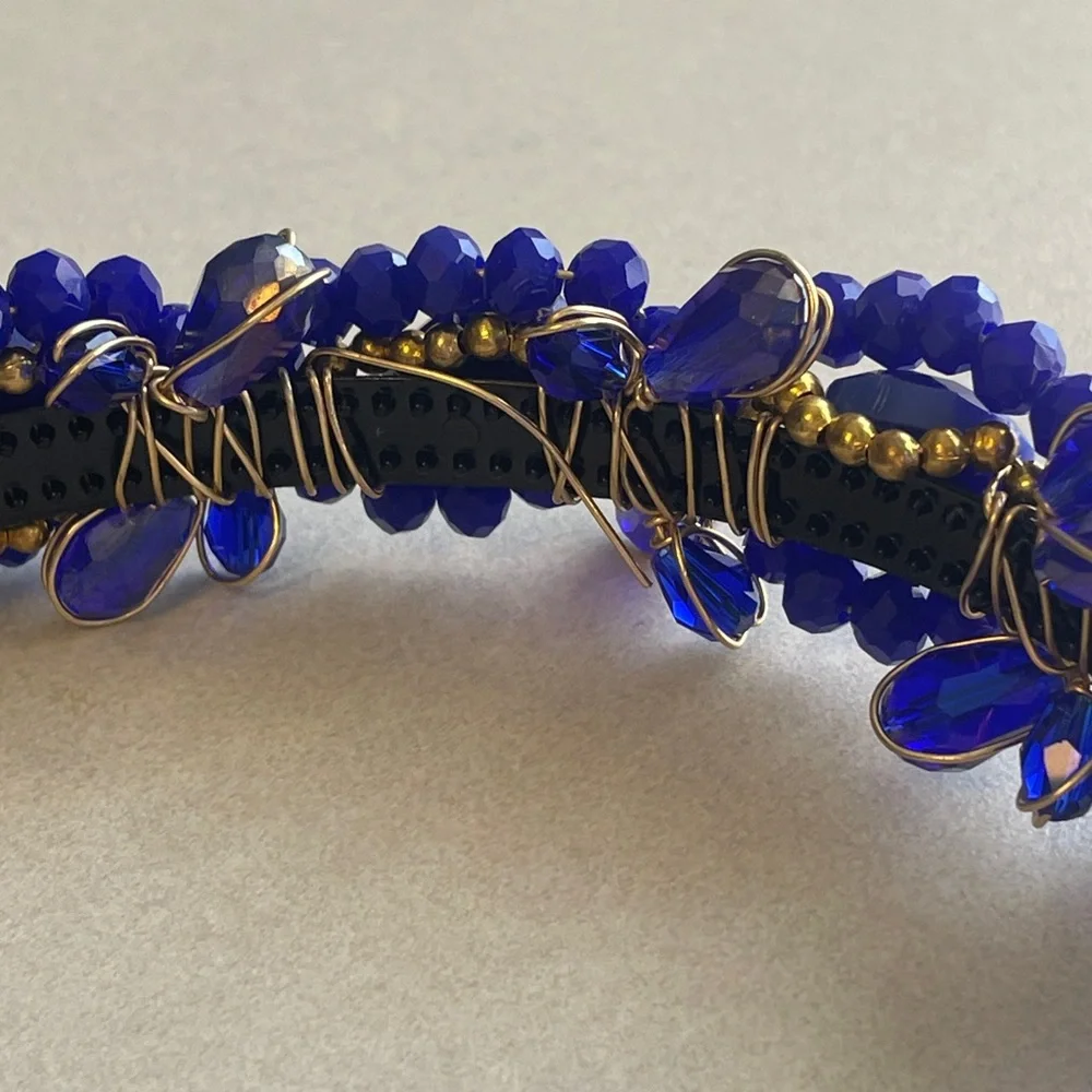 N/A elegant blue